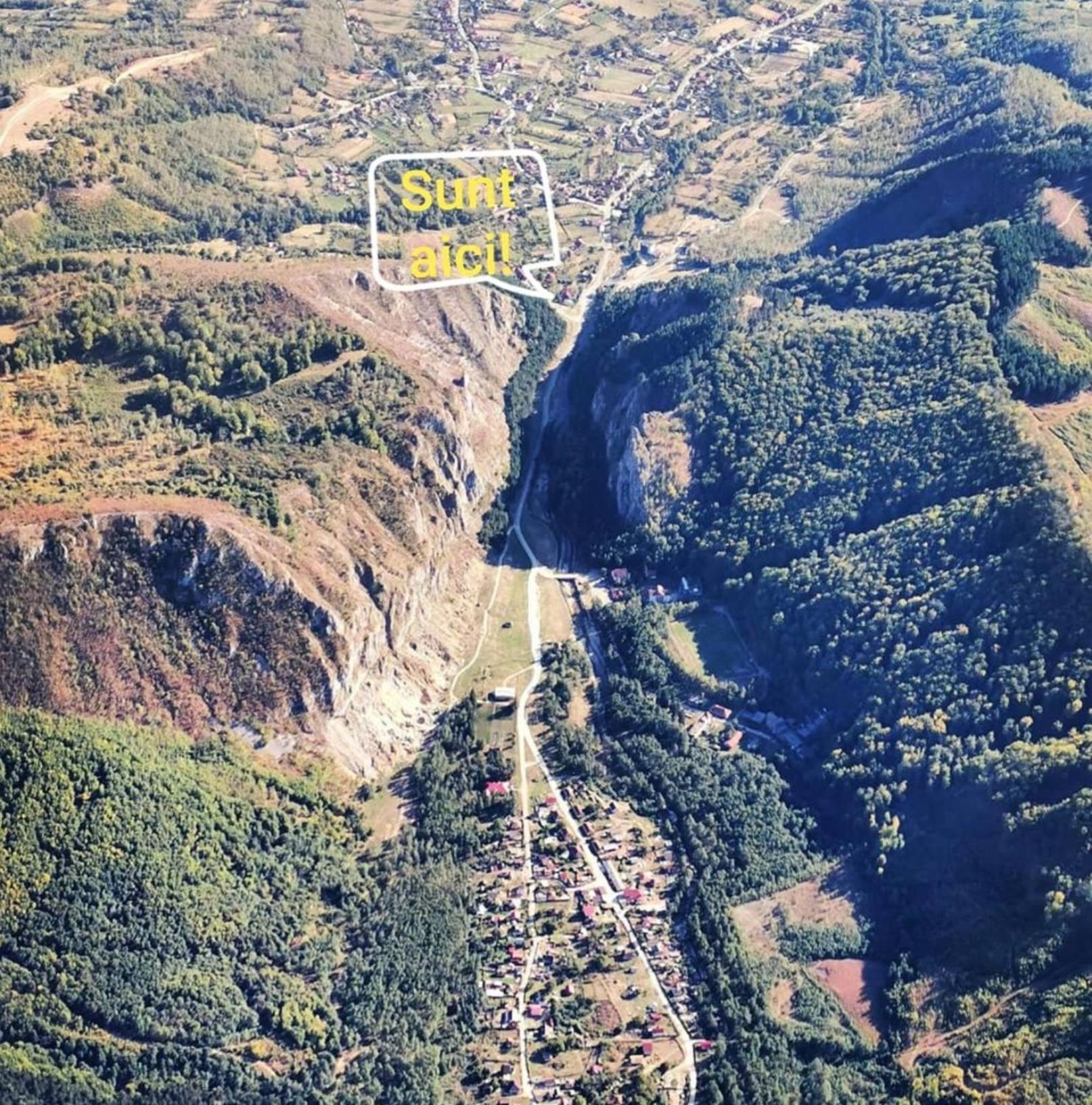 Pensiunea Tobo Baia de Fier Buitenkant foto